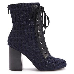 Forever 21 Navy Blue Tweed Ankle Boots